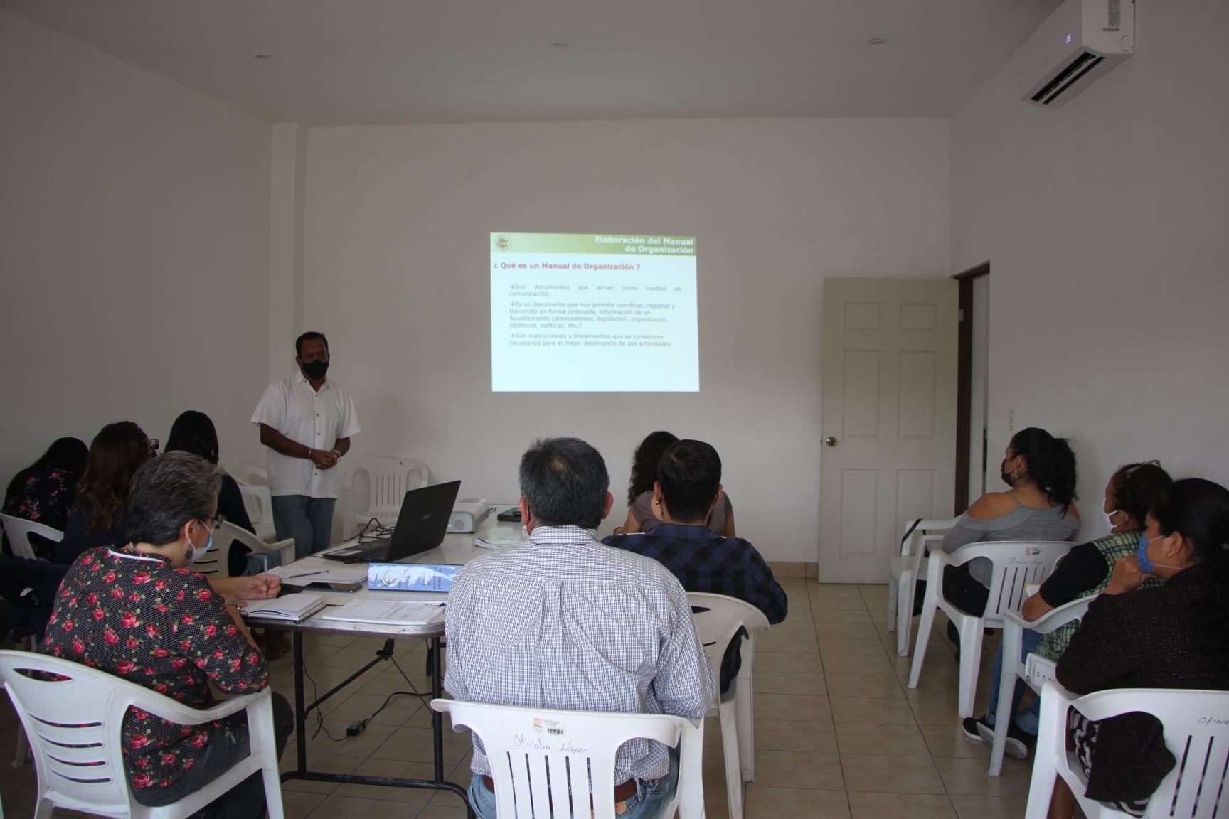 CONTINÚAN CURSOS DE CAPACITACIÓN A DIRECTORES DE ÁREA DEL AYUNTAMIENTO.